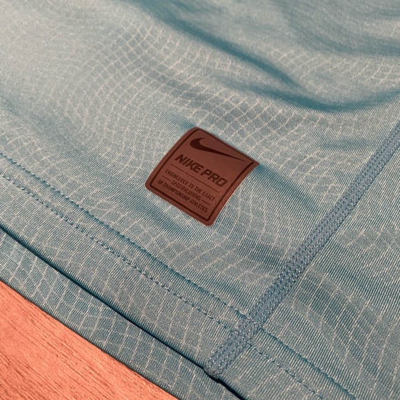 Nike Pro Mens XXL Teal Metallic Silver Foil Hypercool Max Fitted Training Shirt - Picture 3 of 6